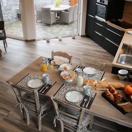 La Petite Maison Dans La Cour Stave 外观 照片