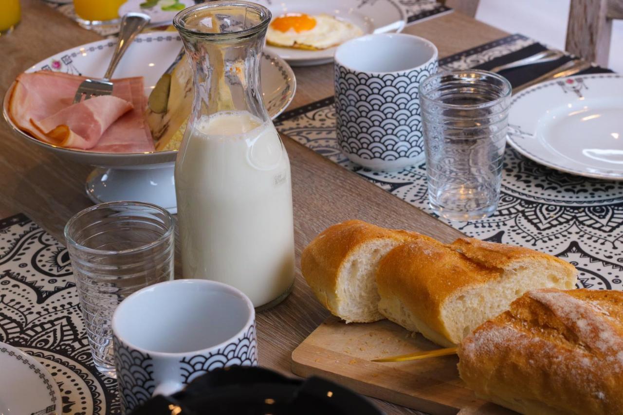 La Petite Maison Dans La Cour Stave 外观 照片